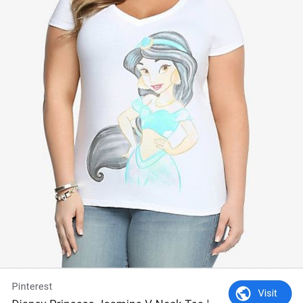 Bundle of jasmine and Ariel tshirt